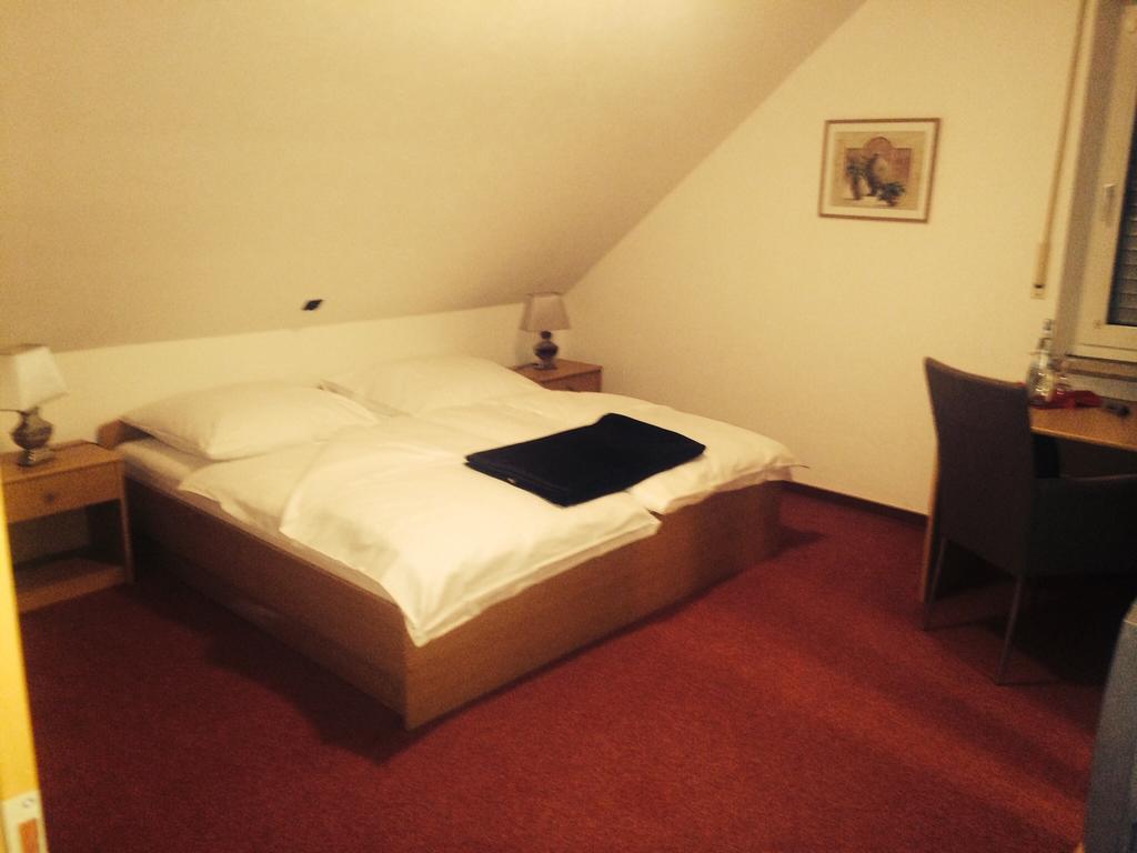 Hotel Friesenhof Westoverledingen Oda fotoğraf